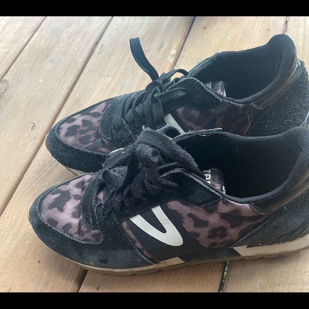 Tretorn tennis shoes.